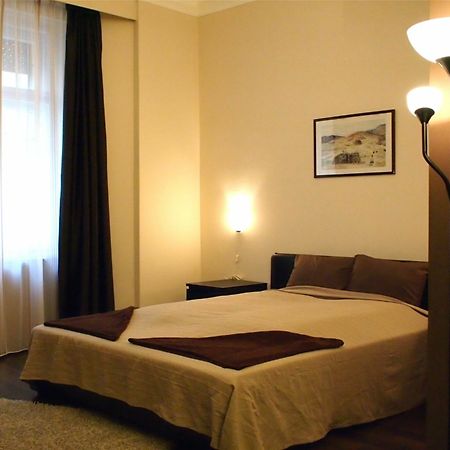 Budapest Suites Exterior photo
