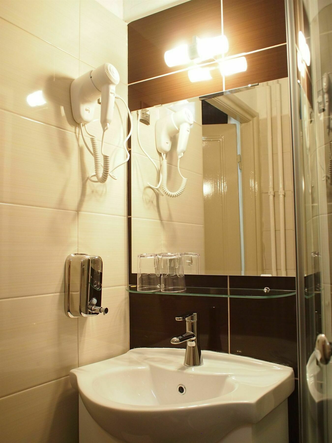 Budapest Suites Exterior photo